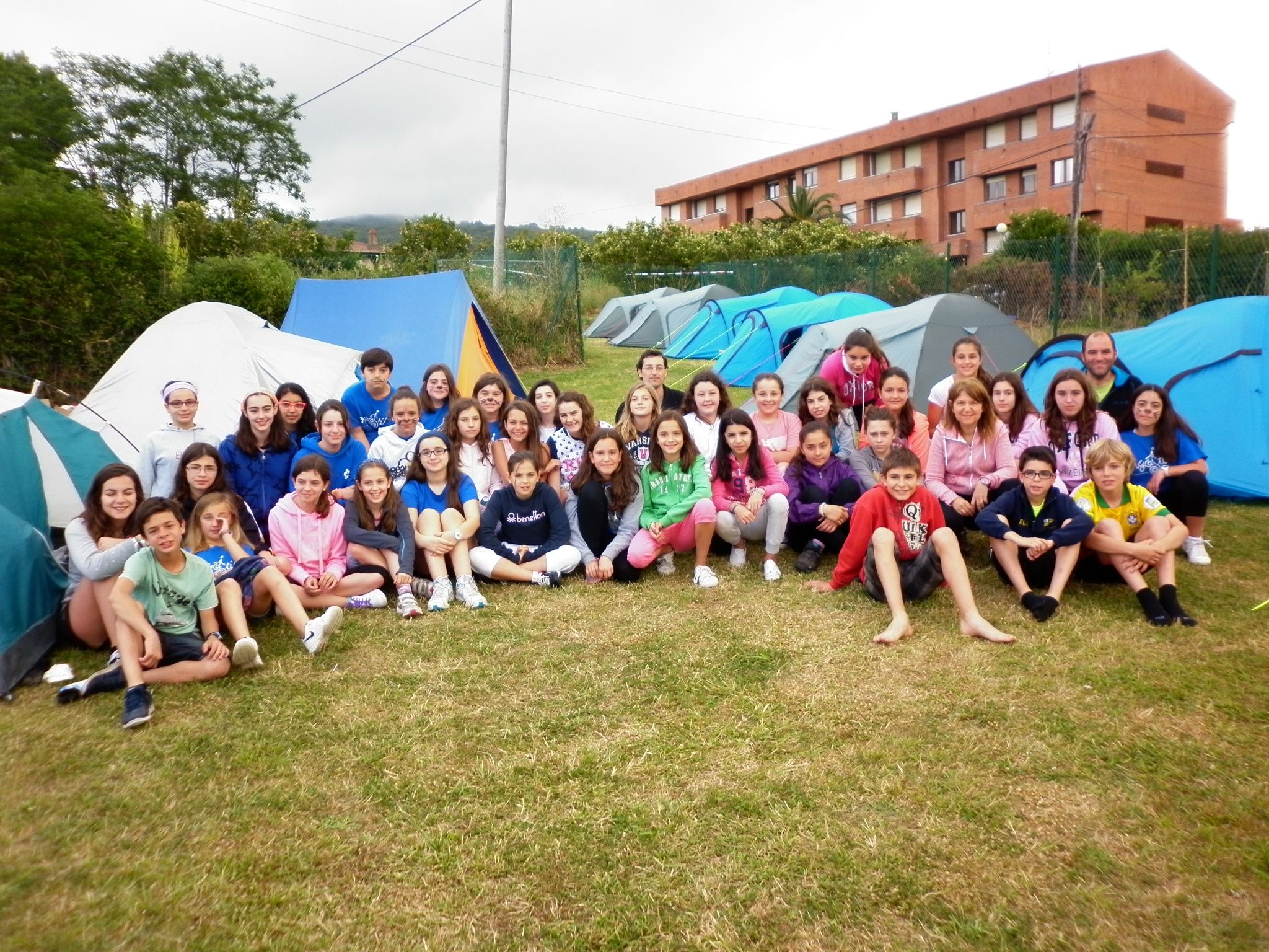 CENTRO JUVENIL MENESIANO ENGOITIK